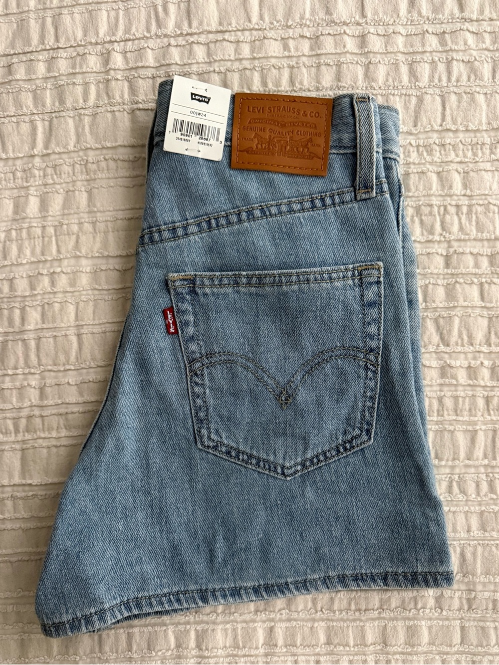 Levi’s High Loose Shorts